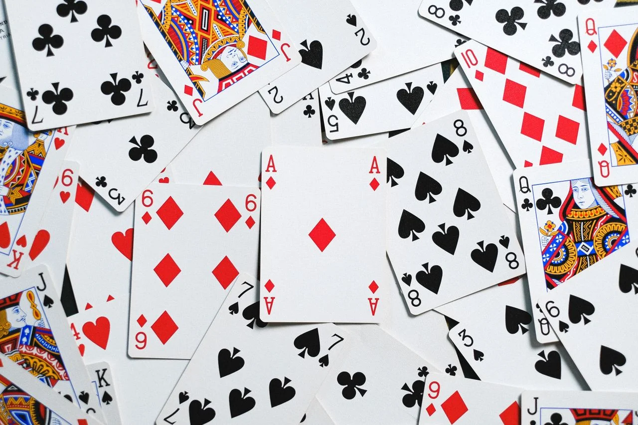 Kiểm soát rủi ro khi chọn sảnh game trực tuyến tại fiv88